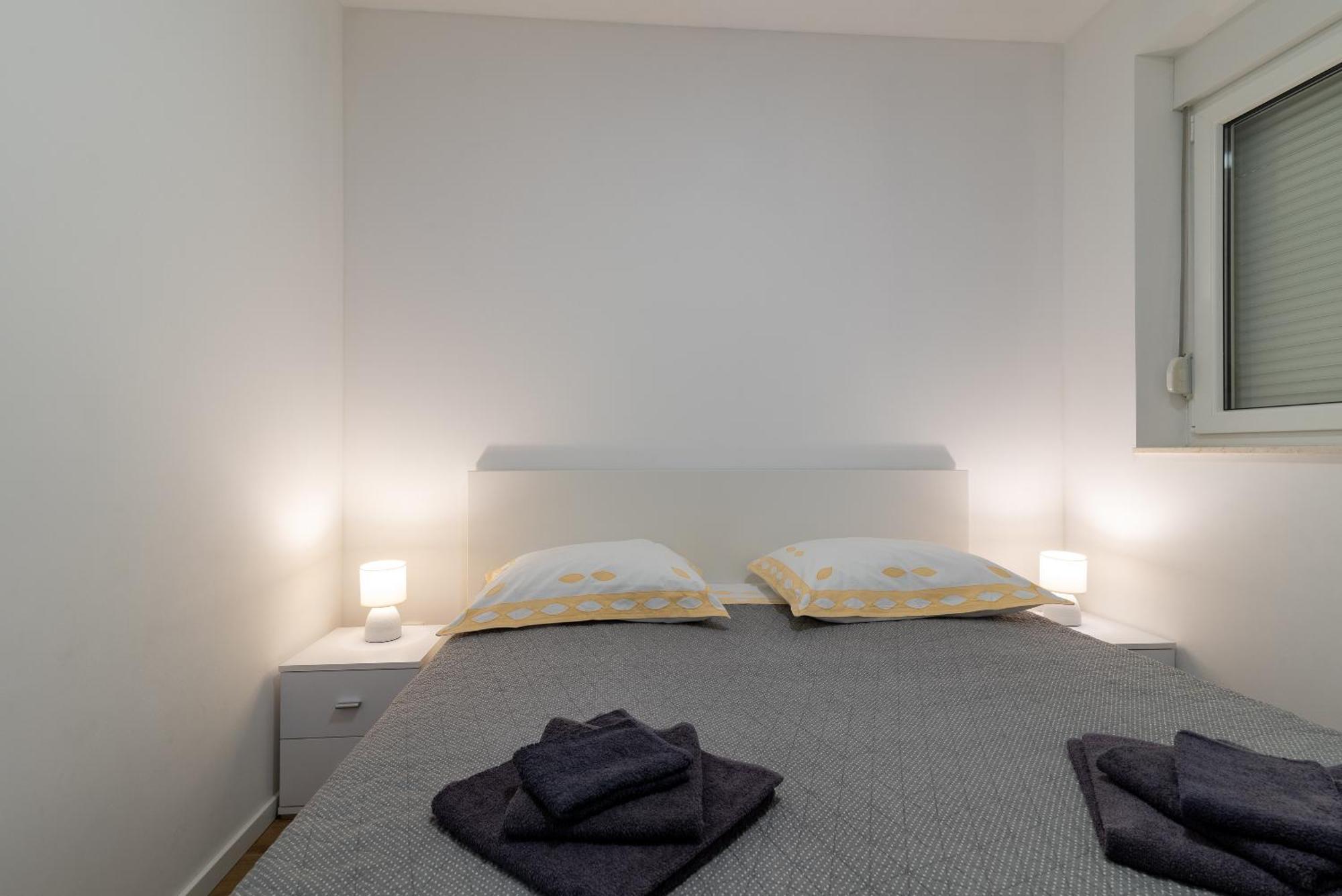 Apartman Dino Trogir Eksteriør bilde