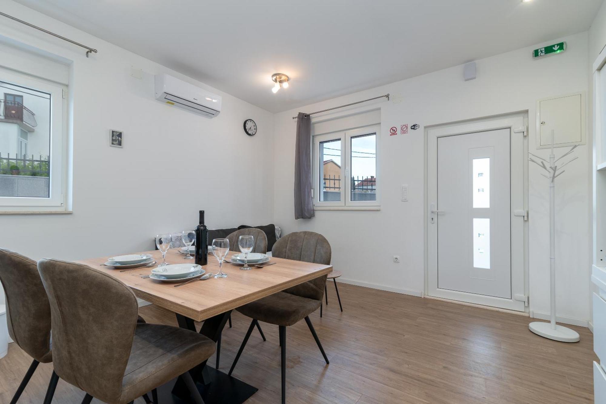 Apartman Dino Trogir Eksteriør bilde