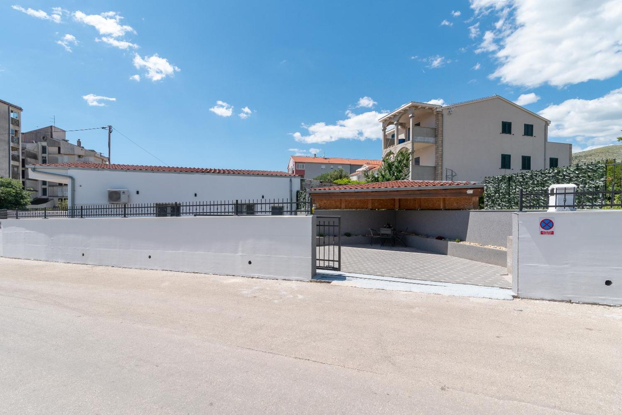 Apartman Dino Trogir Eksteriør bilde