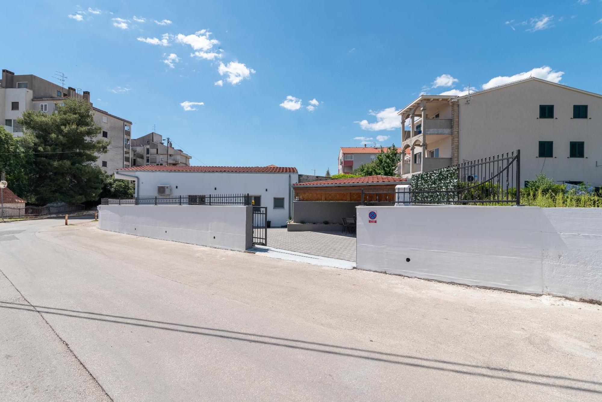 Apartman Dino Trogir Eksteriør bilde